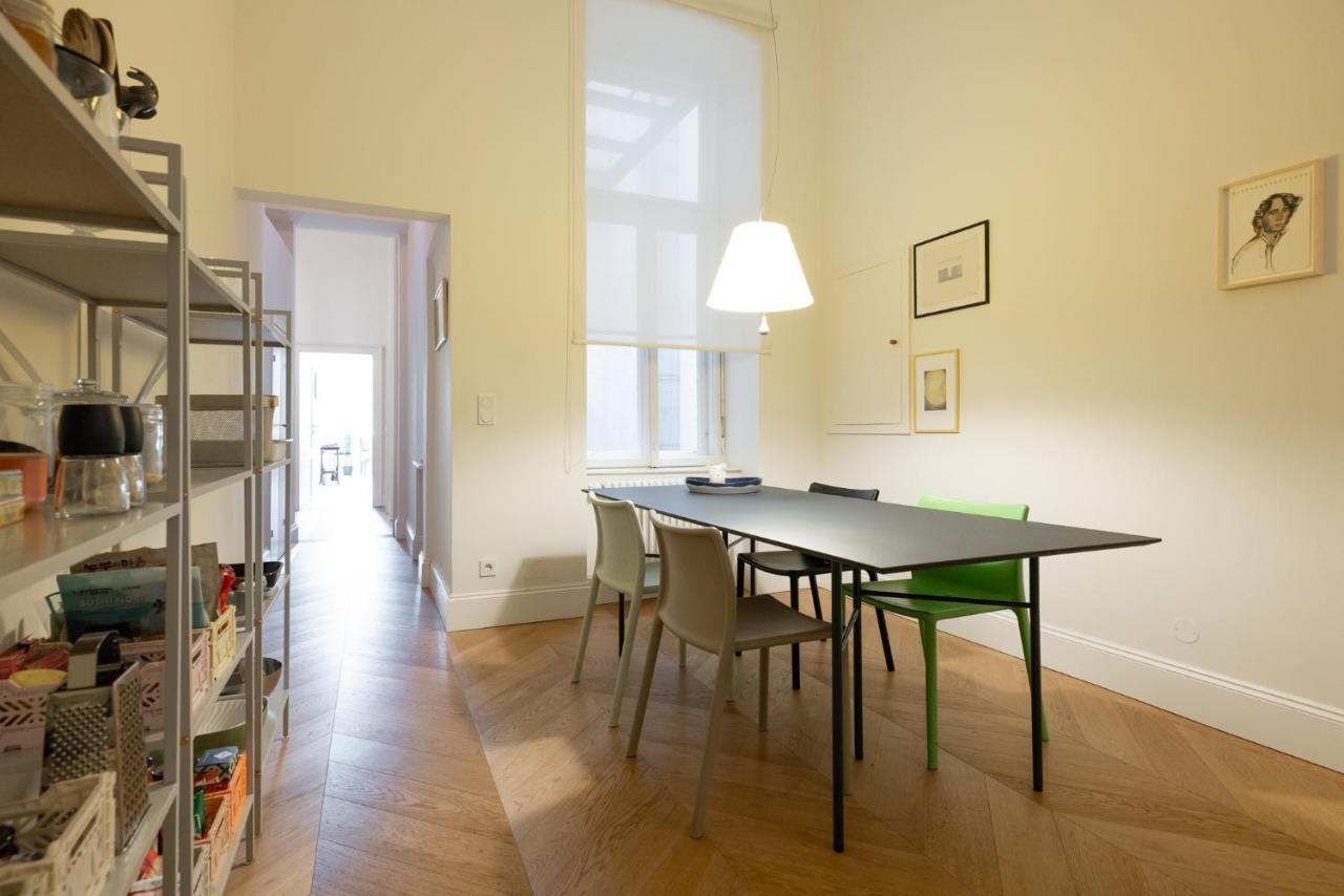Stunning Apartment In City Center Bécs Kültér fotó