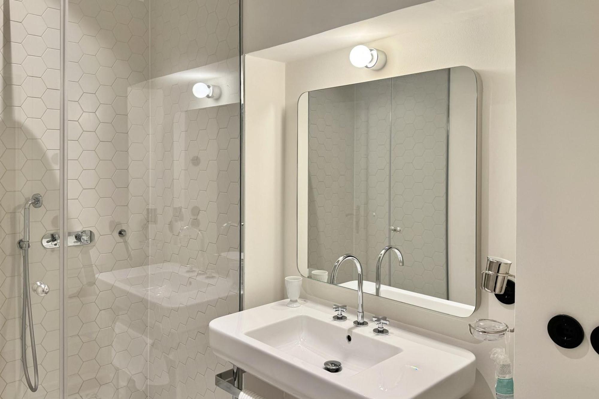 Stunning Apartment In City Center Bécs Kültér fotó